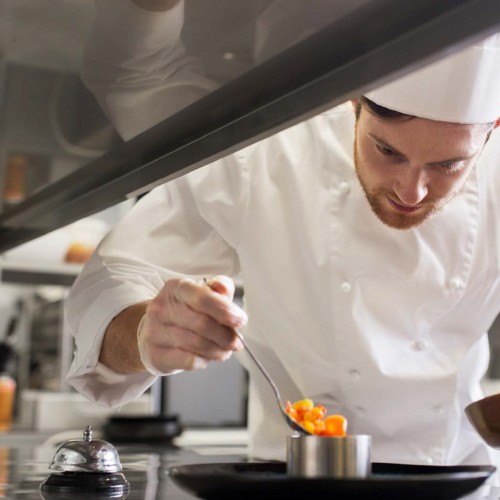 Čistenie a dezinfekcia v priemyselných kuchyniach a cateringu